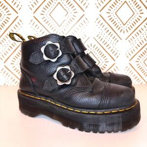 Dr. Martens Devon Flower Boots Size 7 Black Buckle Platform Leather‎ Goth Edgy